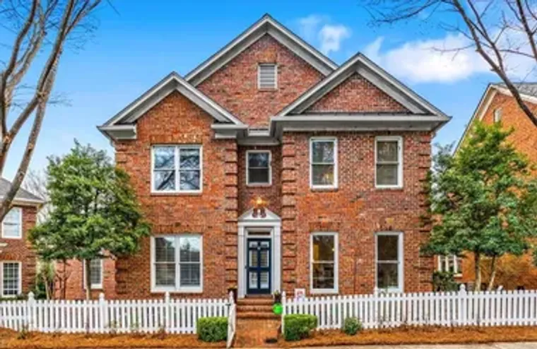 14 CHECKERBERRY SQ, GREENSBORO, NC, 2745..., Greensboro, NC 27455