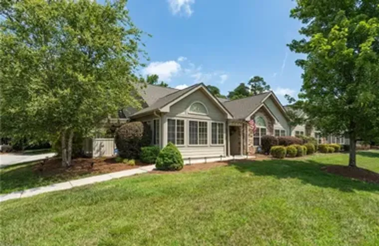 4261 PLANTATION RIDGE LN, GREENSBORO, NC..., Greensboro, NC 27409