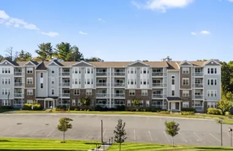 4 FRANCIS DR 105, ANDOVER, MA, 01810, Andover, MA 01810