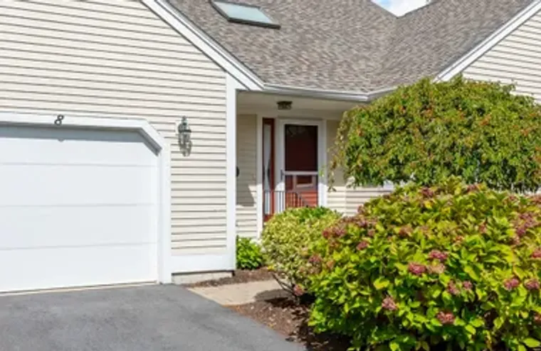 8 CHIPPERS LN # 390, MASHPEE, MA, 02649, Mashpee, MA 02649