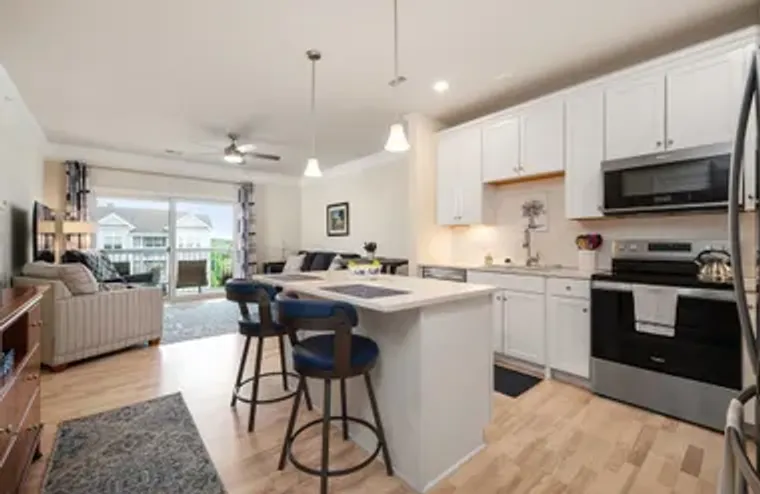 4403 PETERS FARM WAY 403, WESTBOROUGH, M..., Westborough, MA 01581