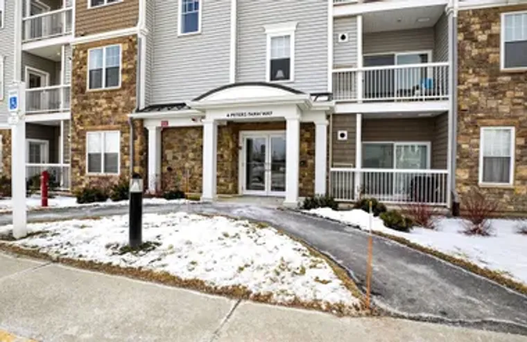 4206 PETERS FARM WAY # 206, WESTBOROUGH,..., Westborough, MA 01581