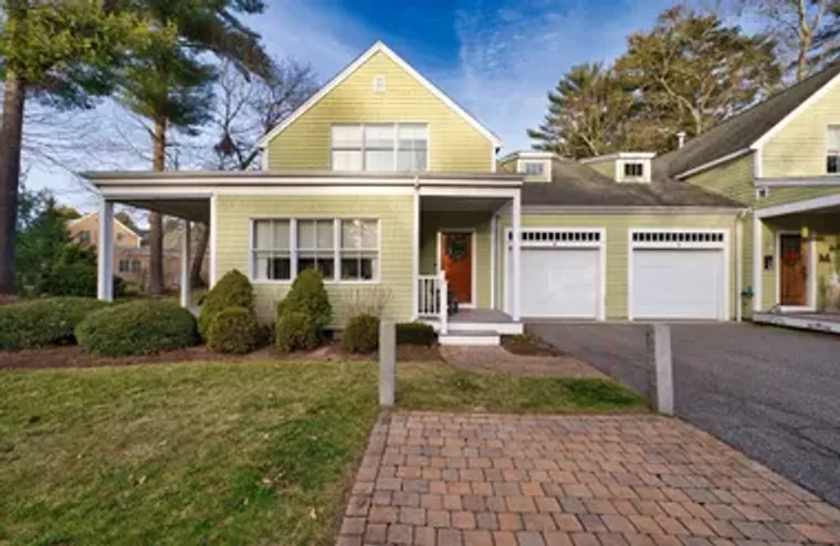 8 HATHAWAY POND CIR # 8, ROCHESTER, MA, ..., Rochester, MA 02770