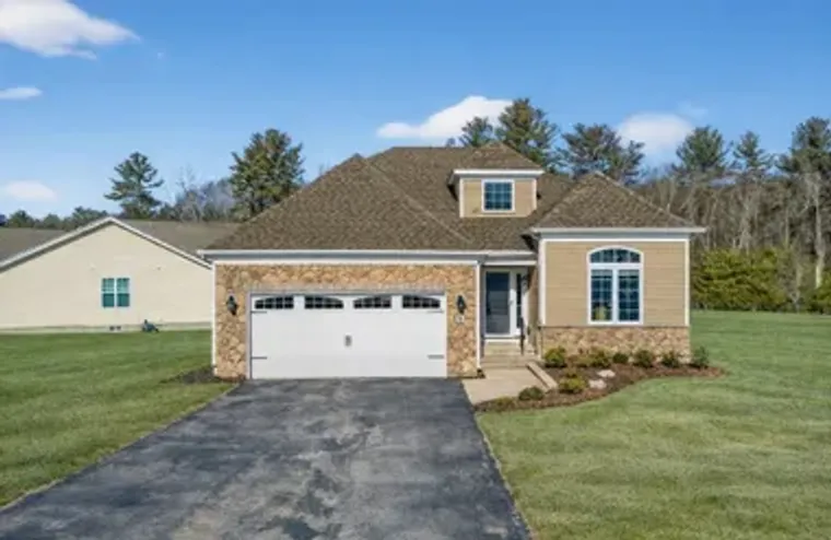 2 SEQUOIA DR # 2, METHUEN, MA, 01844, Methuen, MA 01844