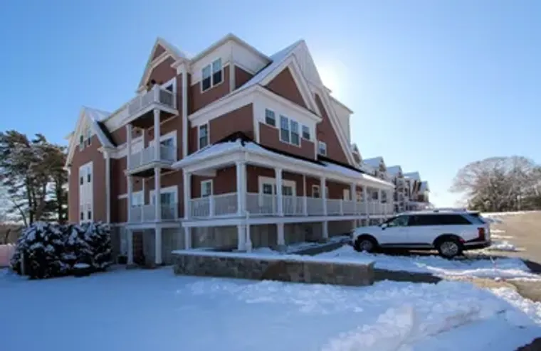 57 LONG POINT RD UNIT 208, LAKEVILLE, MA..., Lakeville, MA 02347