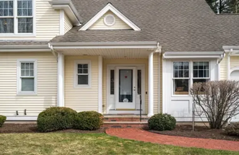 47 HOLLY CIR 47, KINGSTON, MA, 02364, Kingston, MA 02364