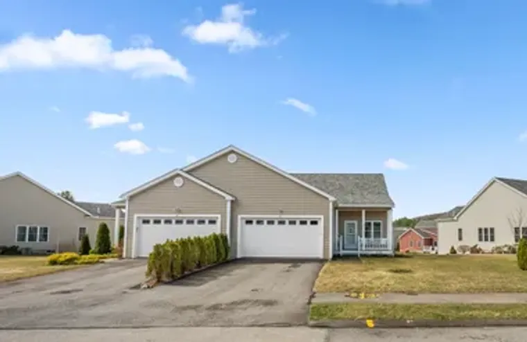 53 TEA PARTY CIR 53, HOLDEN, MA, 01520, Holden, MA 01520