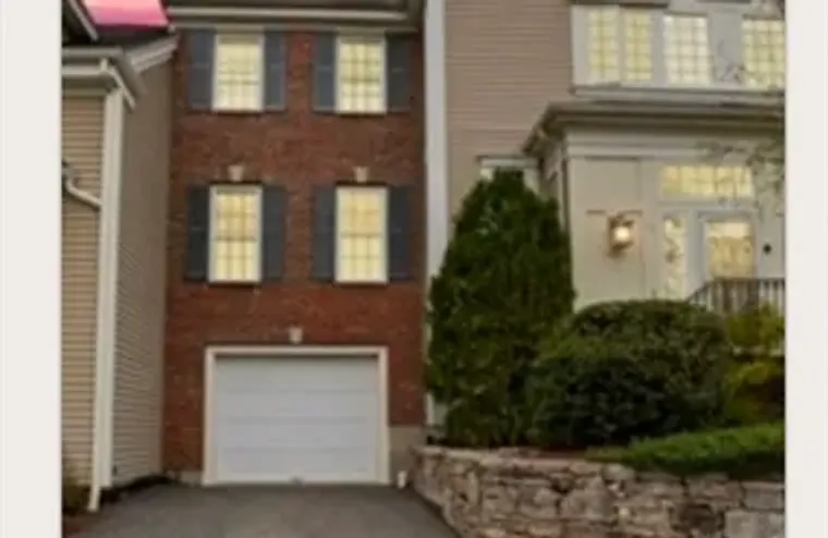 19 IMPERIAL CT 19, WESTBOROUGH, MA, 0158..., Westborough, MA 01581