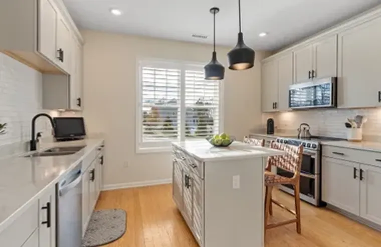 2 FRANCIS DR 101, ANDOVER, MA, 01810, Andover, MA 01810