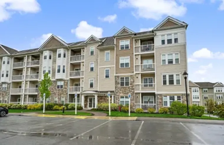 11 PETERS FARM WAY 409, WESTBOROUGH, MA,..., Westborough, MA 01581