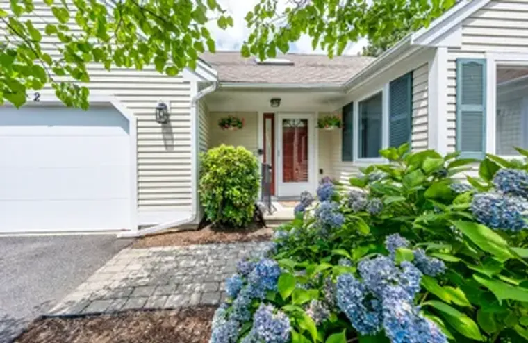 2 MAINSAIL CIR 70, MASHPEE, MA, 02649, Mashpee, MA 02649