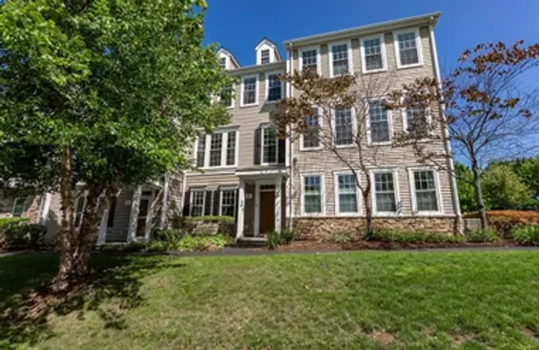 31 JACOB WAY 31, READING, MA, 01867, Reading, MA 01867