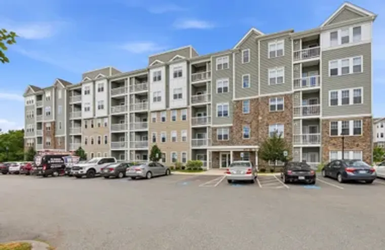 260 MARTINS LANDING WAY 202, NORTH READI..., North Reading, MA 01864