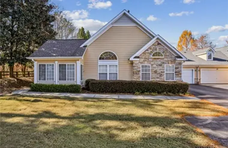 2906 VILLAGE LN, ROSWELL, GA, 30075, Roswell, GA 30075