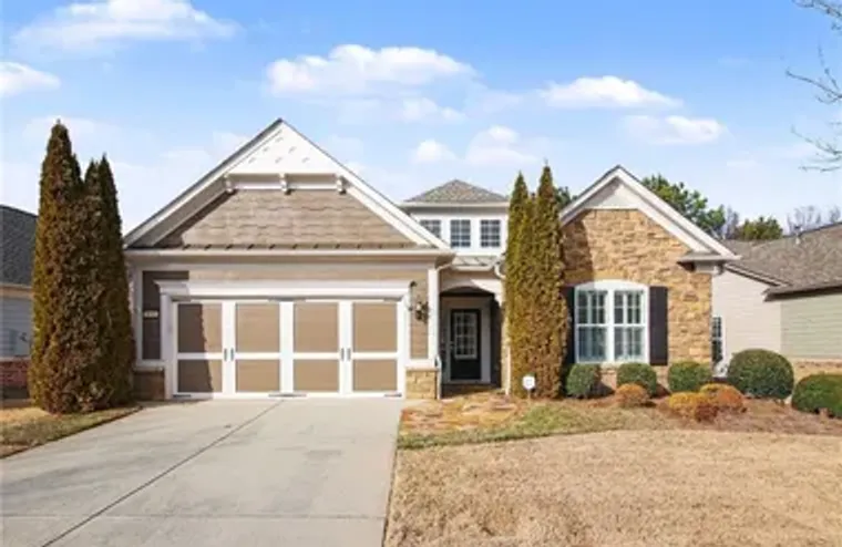 5911 CHIMNEY ROCK DR, HOSCHTON, GA, 3054..., Hoschton, GA 30548