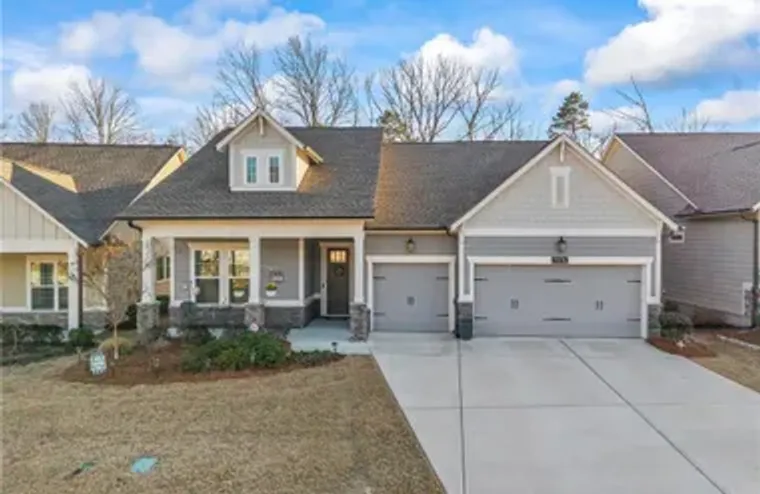 7076 COTTAGE GROVE DR, FLOWERY BRANCH, G..., Flowery Branch, GA 30542