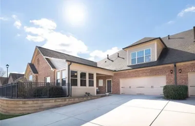 6014 BROOKHAVEN CIR, JOHNS CREEK, GA, 30..., Johns Creek, GA 30097