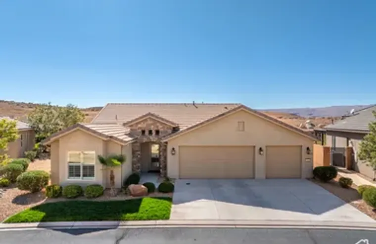 5120 S CARMEL BLUFFS DR, ST GEORGE, UT, ..., St George, UT 84790