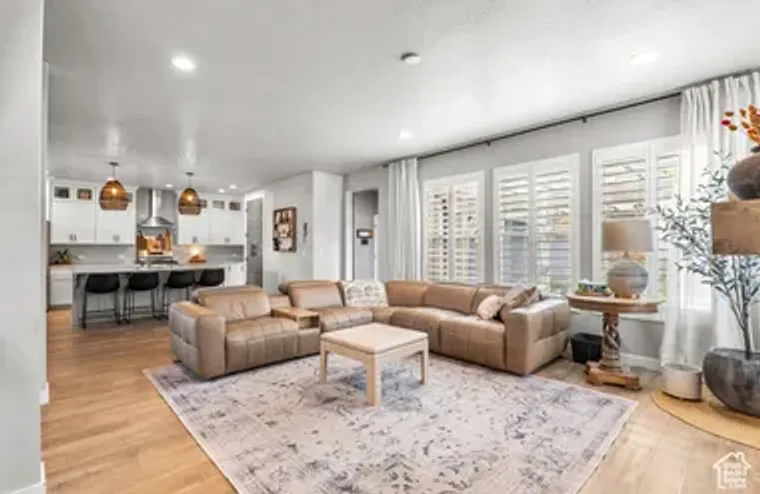 11656 S MORING POINT WAY # 572, SOUTH JO..., South Jordan, UT 84009