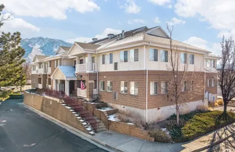 11085 S GRAPE ARBOR PL 102, SANDY, UT, 8..., Sandy, UT 84070