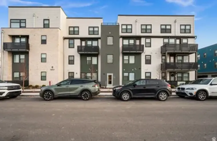 5227 W REVENTON DR UNIT B201, SOUTH JORD..., South Jordan, UT 84009