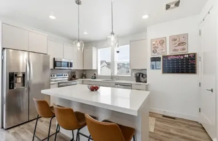 11358 S WILLOW WALK DR, SOUTH JORDAN, UT..., South Jordan, UT 84009