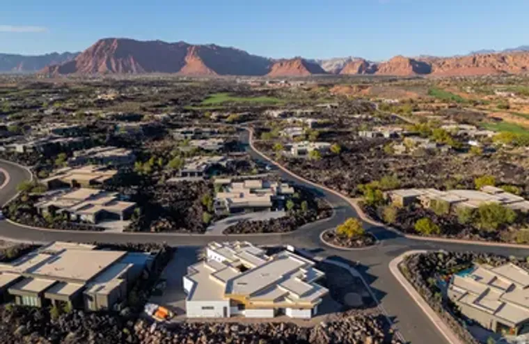 2629 W SHOSHONI TRL, ST. GEORGE, UT, 847..., St. George, UT 84770