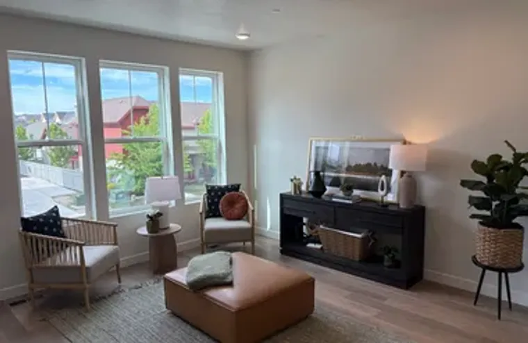 5067 W RAMBUTAN WAY, SOUTH JORDAN, UT, 8..., South Jordan, UT 84009