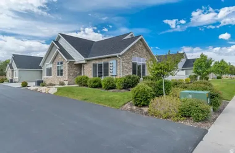 501 E LONE STAR LN B, SARATOGA SPRINGS, ..., Saratoga Springs, UT 84045