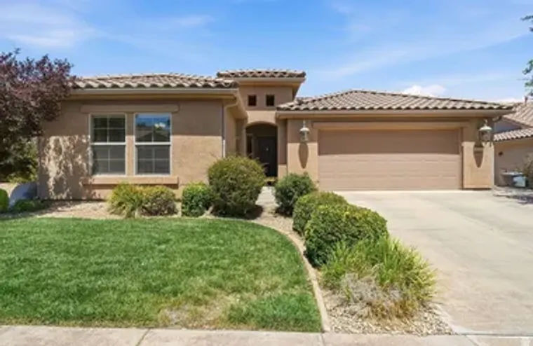 4652 S MEDALLION DR, ST. GEORGE, UT, 847..., St. George, UT 84790