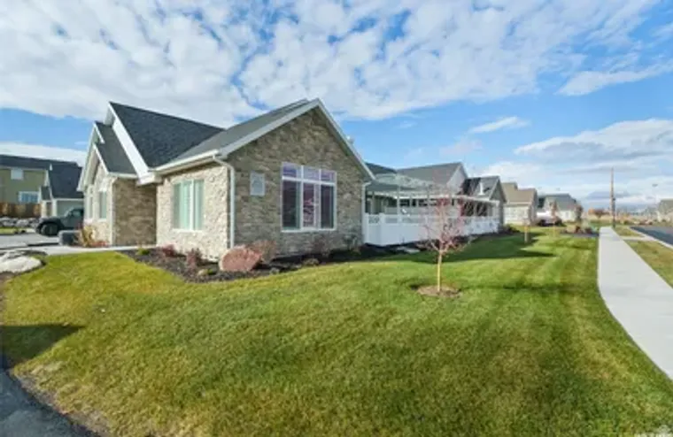 473 S SHORT HORSE LN B, SARATOGA SPRINGS..., Saratoga Springs, UT 84045