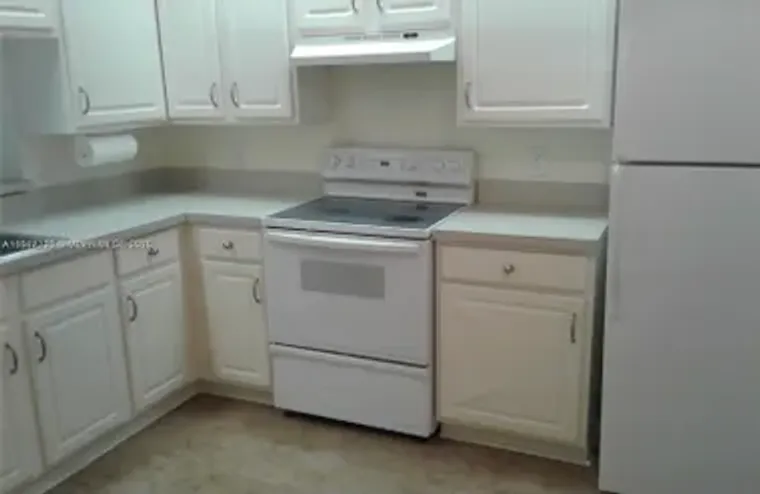 701 SW 142ND AVE 104S, PEMBROKE PINES, F..., Pembroke Pines, FL 33027