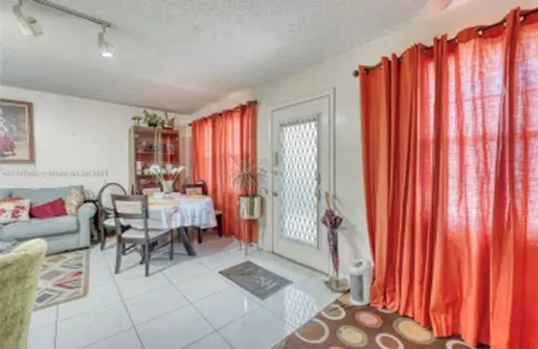 13500 SW 1ST ST 202U, PEMBROKE PINES, FL..., Pembroke Pines, FL 33027