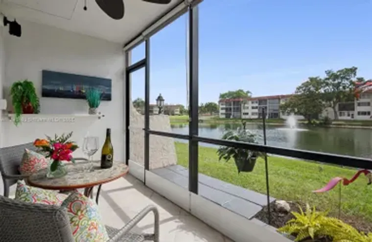 361 S HOLLYBROOK DR 107, PEMBROKE PINES,..., Pembroke Pines, FL 33025