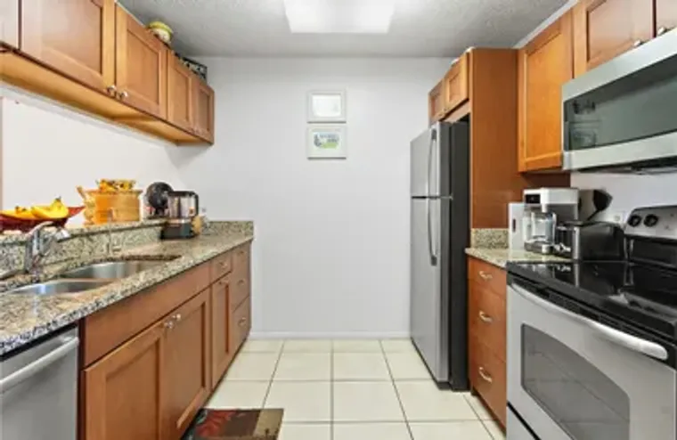 41 PLANTATION DR 105, VERO BEACH, FL, 32..., Vero Beach, FL 32966