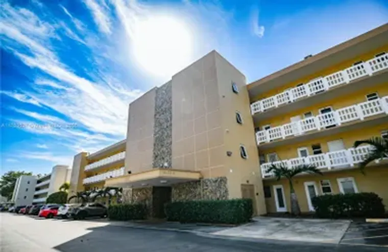 202 SE 10TH ST 206, DANIA BEACH, FL, 330..., Dania Beach, FL 33004