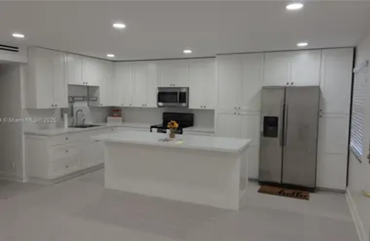 13455 SW 9TH CT APT 113J, PEMBROKE PINES..., Pembroke Pines, FL 33027