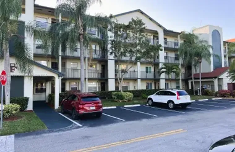 1300 SW 130TH AVE 101F, PEMBROKE PINES, ..., Pembroke Pines, FL 33027