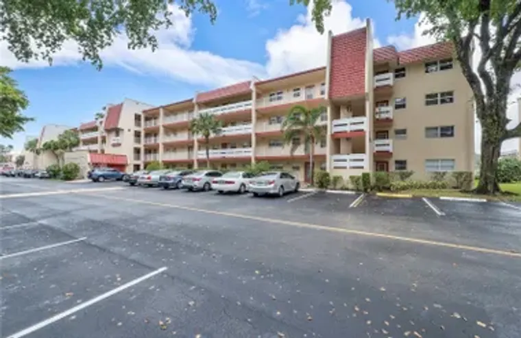 1030 COUNTRY CLUB DR 407, MARGATE, FL, 3..., Margate, FL 33063