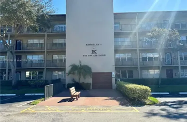 801 SW 133RD TER 415K, PEMBROKE PINES, F..., Pembroke Pines, FL 33027