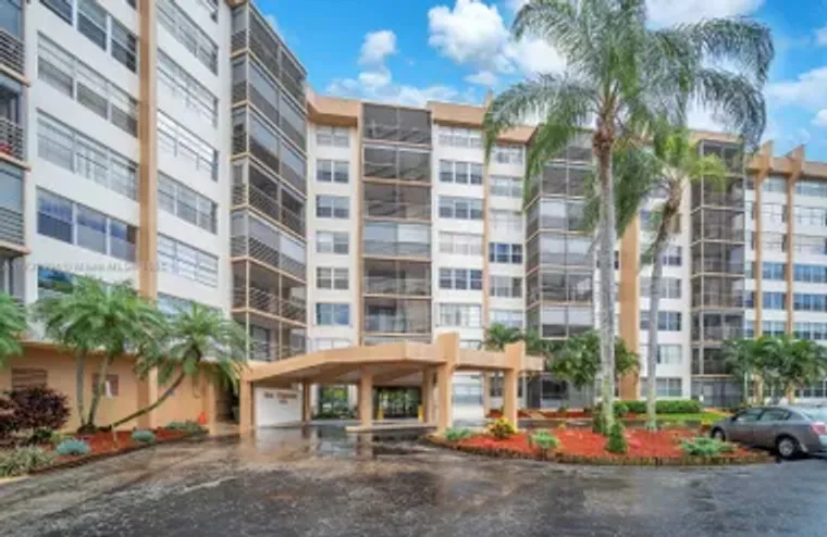 1200 SAINT CHARLES PL 419, PEMBROKE PINE..., Pembroke Pines, FL 33026