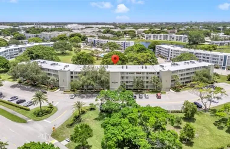 2026 BERKSHIRE B # 2026, DEERFIELD BEACH..., Deerfield Beach, FL 33442