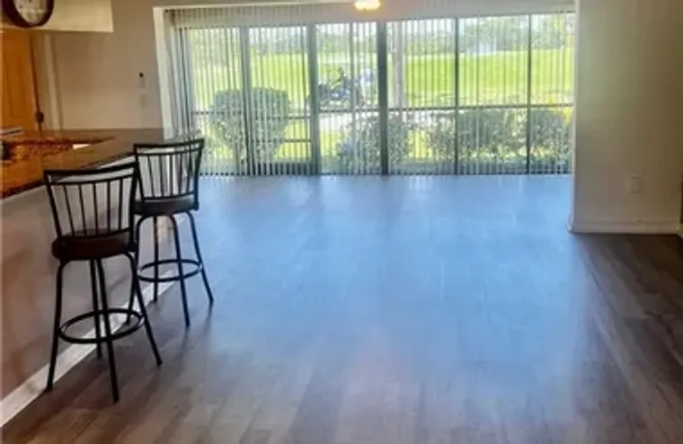 5765 TRAILWINDS DR 115, FORT MYERS, FL, ..., Fort Myers, FL 33907