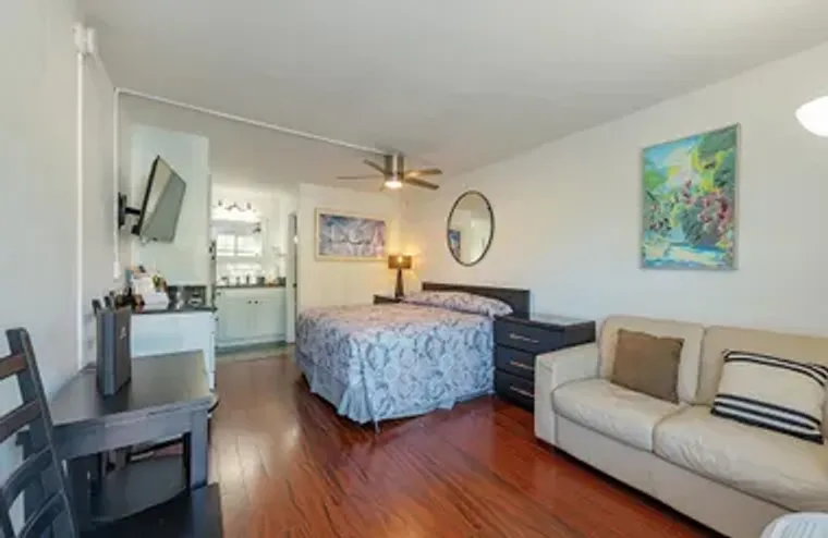 2555 TAMIAMI TRL 109, NAPLES, FL, 34103, Naples, FL 34103