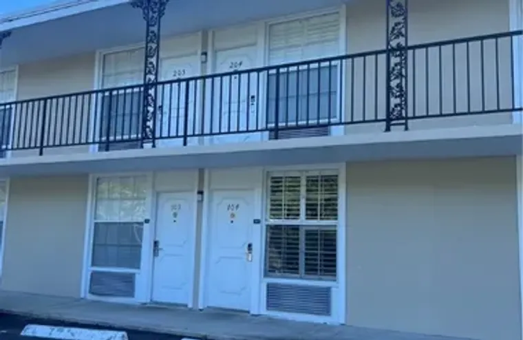 2555 TAMIAMI TRL 204, NAPLES, FL, 34103, Naples, FL 34103