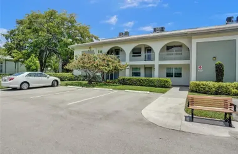 1108 BAHAMA BND APT B1, COCONUT CREEK, F..., Coconut Creek, FL 33066