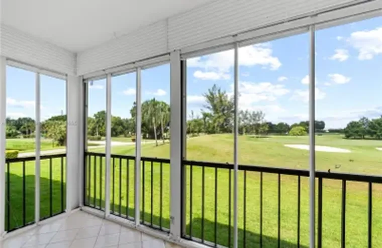 9220 S HOLLYBROOK LAKE DR APT 208, PEMBR..., Pembroke Pines, FL 33025