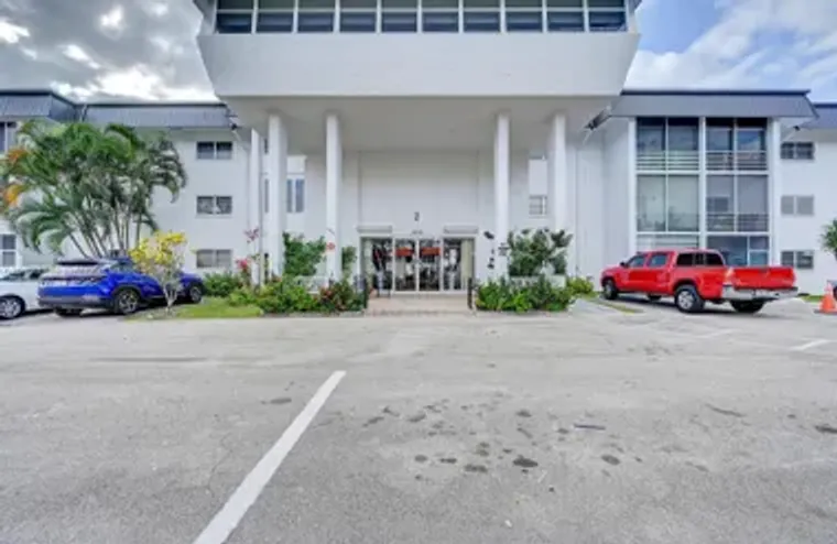 4880 NW 22ND ST APT 207, LAUDERHILL, FL,..., Lauderhill, FL 33313