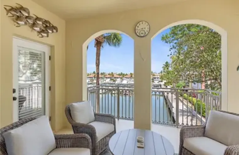 5520 N HARBOR VILLAGE DR APT 205, VERO B..., Vero Beach, FL 32967