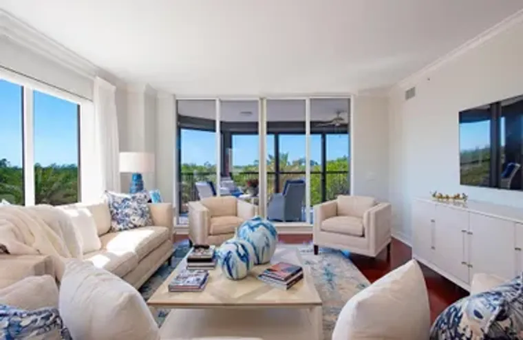 7425 PELICAN BAY BLVD 301, NAPLES, FL, 3..., Naples, FL 34108